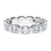 Anel com banda octogonal, diamantes cultivados em laboratório, 2,4 quilates no total, forma octogonal, ouro branco de 14 quilates Anel com banda octogonal, diamantes cultivados em laboratório, 2,4 quilates no total, forma octogonal, ouro branco de 14 quilates