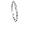 Anel de eternidade com diamantes cultivados em laboratório, 0,2 ct no total, forma redonda, ouro branco de 14K Anel de eternidade com diamantes cultivados em laboratório, 0,2 ct no total, forma redonda, ouro branco de 14K