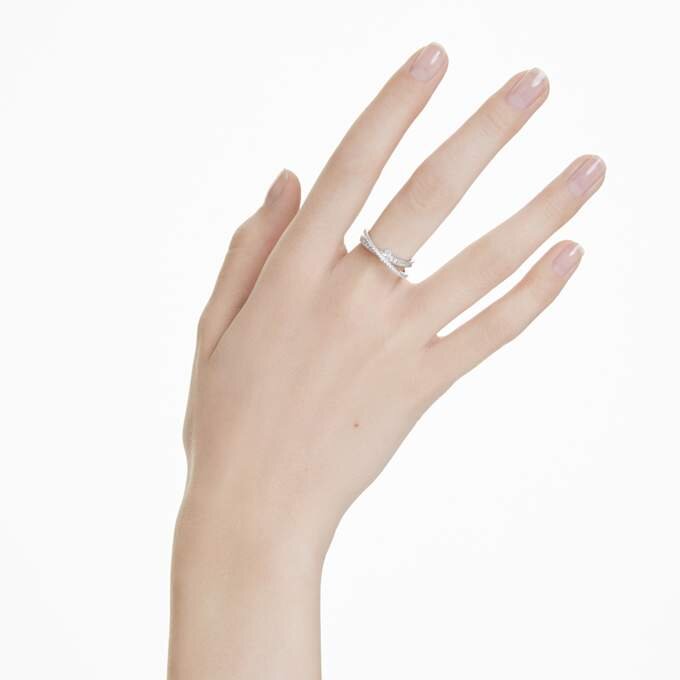 Anel Hyperbola com cortes mistos, branco, banhado a ródio Anel Hyperbola com cortes mistos, branco, banhado a ródio