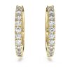 Brincos de argola Eternity com diamantes cultivados em laboratório, 0,5 ct no total, forma redonda, ouro amarelo de 14K Brincos de argola Eternity com diamantes cultivados em laboratório, 0,5 ct no total, forma redonda, ouro amarelo de 14K