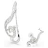 Brincos de clipe Ariana Grande X Swarovski, design assimétrico, pérola de cristal, corte baguete, branco, banhados a ródio Brincos de clipe Ariana Grande X Swarovski, design assimétrico, pérola de cristal, corte baguete, branco, banhados a ródio
