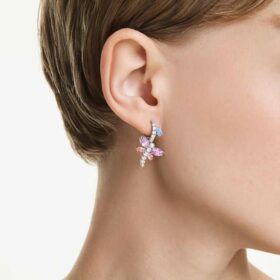 Brincos pendentes Ariana Grande X Swarovski com cortes mistos, libélula, multicoloridos, banhados a ródio Brincos pendentes Ariana Grande X Swarovski com cortes mistos, libélula, multicoloridos, banhados a ródio