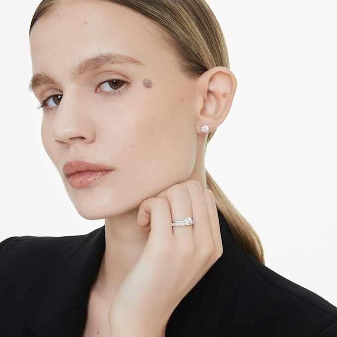 Anel de aliança Eternity com diamantes cultivados em laboratório, 0,4 ct no total, forma redonda, prata esterlina Anel de aliança Eternity com diamantes cultivados em laboratório, 0,4 ct no total, forma redonda, prata esterlina
