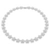 Colar Ariana Grande X Swarovski, corte redondo, flor, branco, banhado a ródio Colar Ariana Grande X Swarovski, corte redondo, flor, branco, banhado a ródio