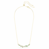 Colar Constella com cortes mistos, verde, banhado a dourado Colar Constella com cortes mistos, verde, banhado a dourado