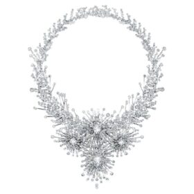 Colar Galaxy com diamantes cultivados em laboratório, 156,62 Ct no total, formas variadas, ouro branco de 18K Colar Galaxy com diamantes cultivados em laboratório, 156,62 Ct no total, formas variadas, ouro branco de 18K