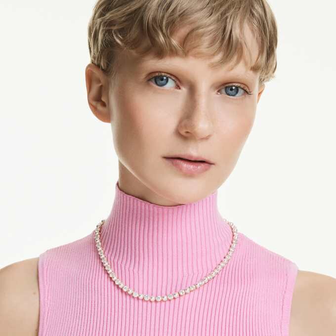 Colar Matrix Tennis com pérolas de cristal, corte redondo, branco, banhado a dourado Colar Matrix Tennis com pérolas de cristal, corte redondo, branco, banhado a dourado