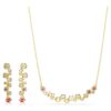 Conjunto Constella com cortes mistos, multicolorido, banhado a dourado Conjunto Constella com cortes mistos, multicolorido, banhado a dourado