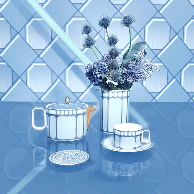 Chávena com pires Signum em porcelana, azul Chávena com pires Signum em porcelana, azul