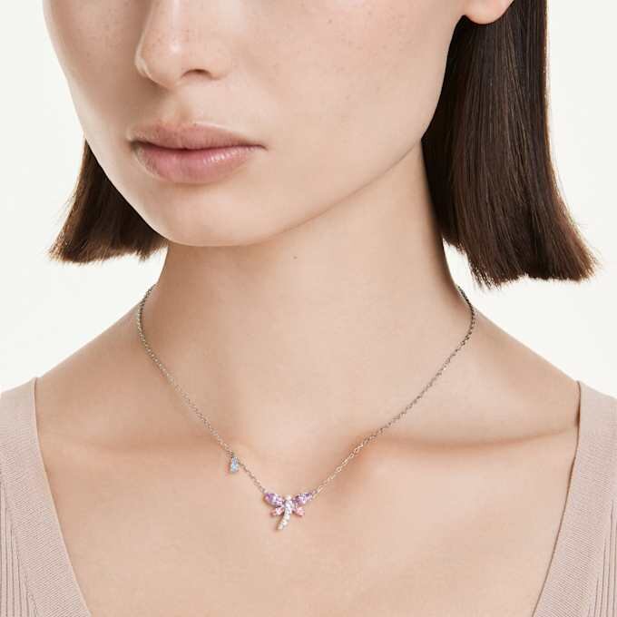 Pingente Ariana Grande X Swarovski com cortes mistos, libélula, multicolorido, banhado a ródio Pingente Ariana Grande X Swarovski com cortes mistos, libélula, multicolorido, banhado a ródio