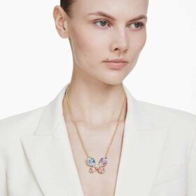 Pingente e broche Idyllia com cortes mistos, pavé, borboleta, multicolorido, banhado a dourado