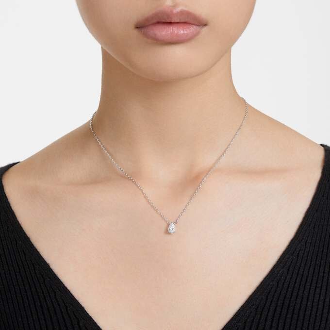 Pingente Stilla com corte em pêra, branco, banhado a ródio Pingente Stilla com corte em pêra, branco, banhado a ródio