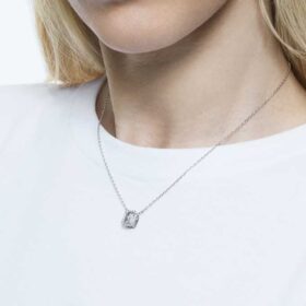 Pingente Una com corte octogonal, branco, banhado a ródio