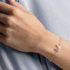 Pulseira Cisne, Rosa, com banho em tom de ouro rosa Pulseira Cisne, Rosa, com banho em tom de ouro rosa